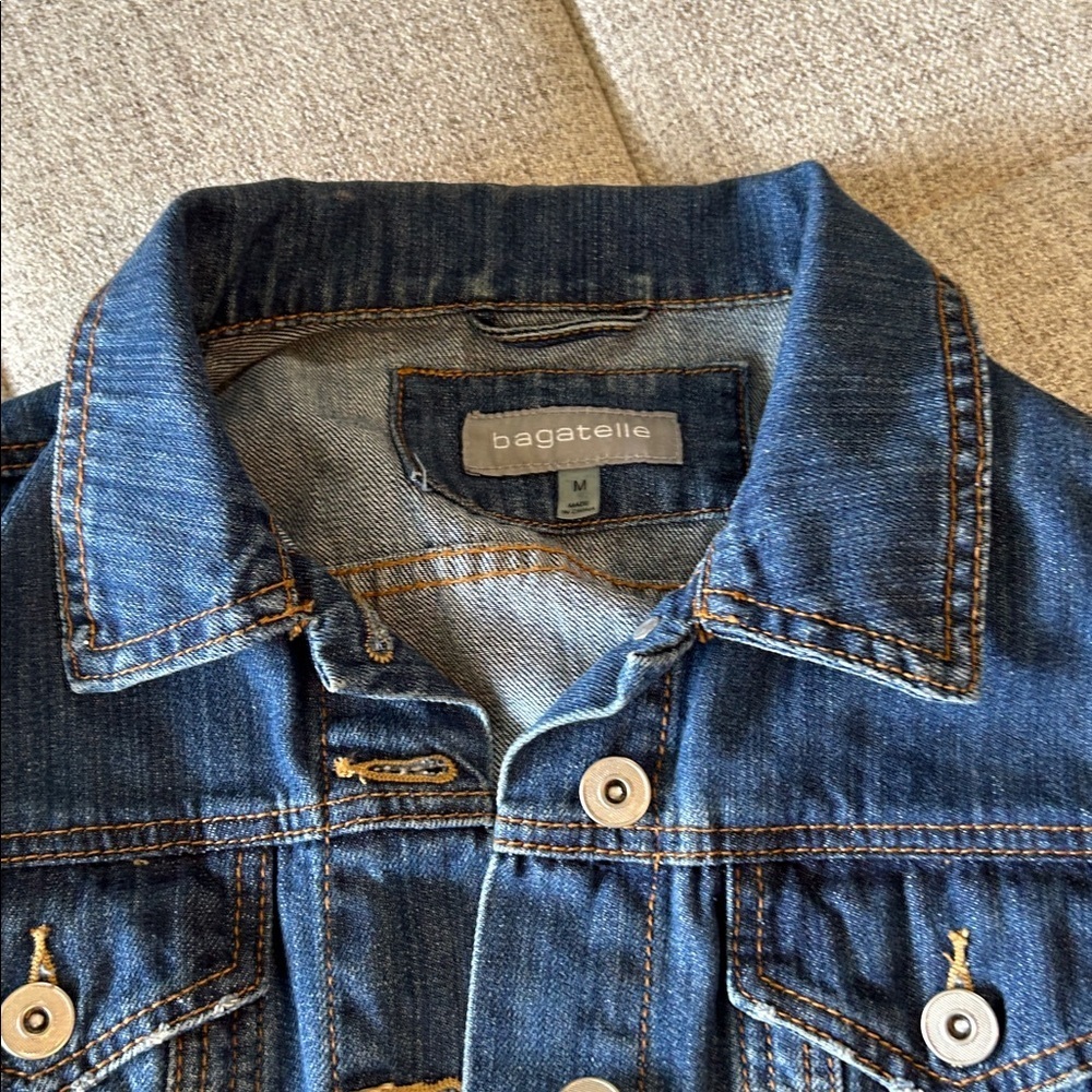 BAGATELLE LEMMON EMBROIDERED BLUE DENIM JEAN JACKET SZ M - Picture 9 of 15